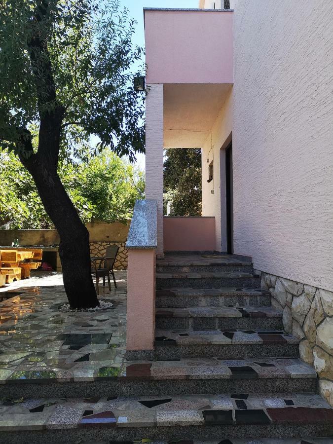 Apartments Milena 8 Мандре Экстерьер фото