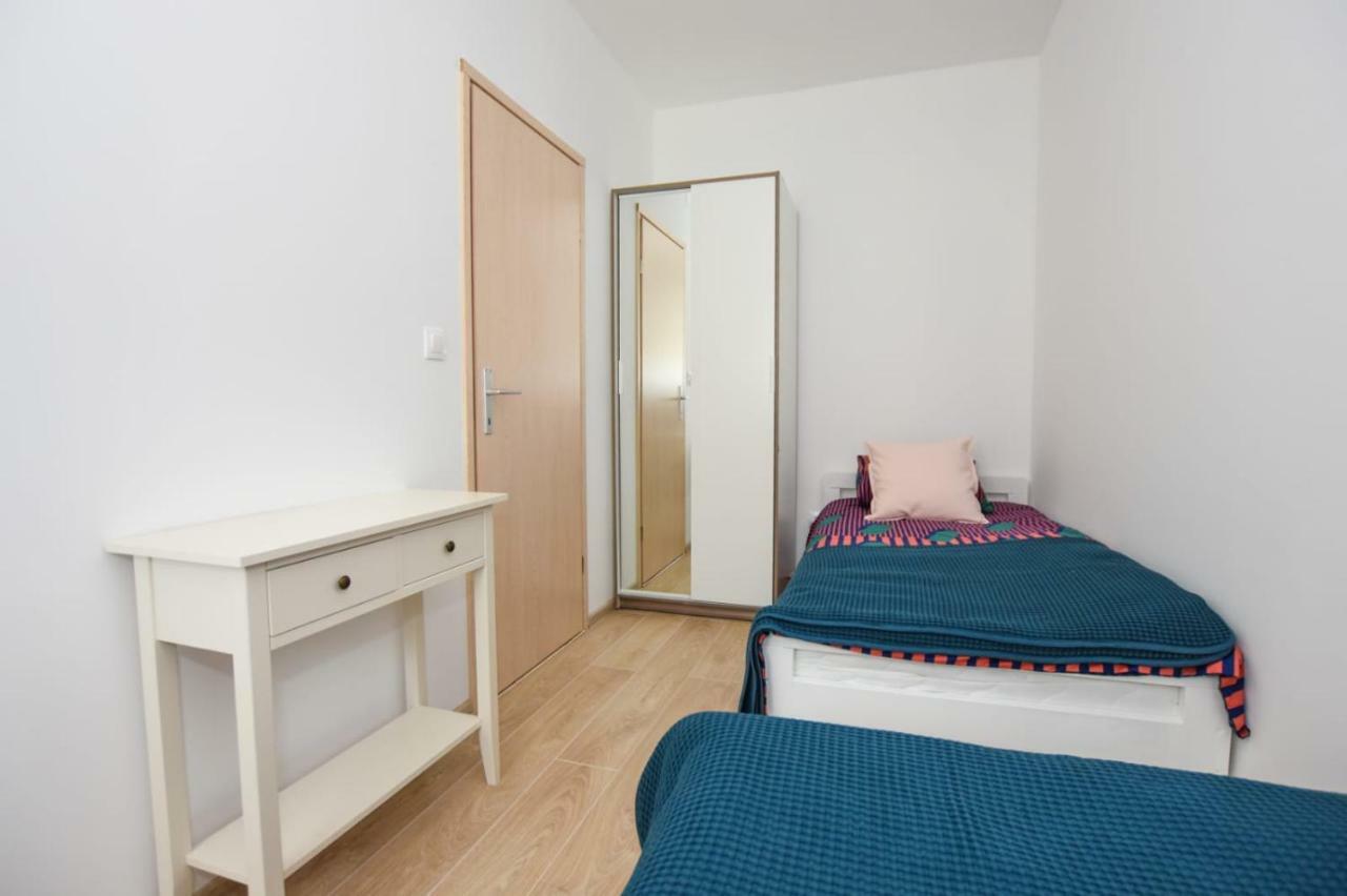 Apartments Milena 8 Мандре Экстерьер фото