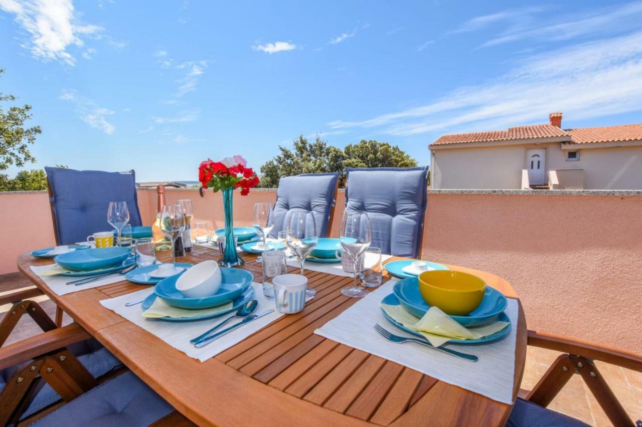 Apartments Milena 8 Мандре Экстерьер фото